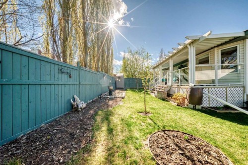 39 Westfall Crescent, Okotoks, AB - Outdoor