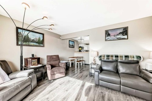 3014 Doverville Crescent Se, Calgary, AB - Indoor Photo Showing Living Room