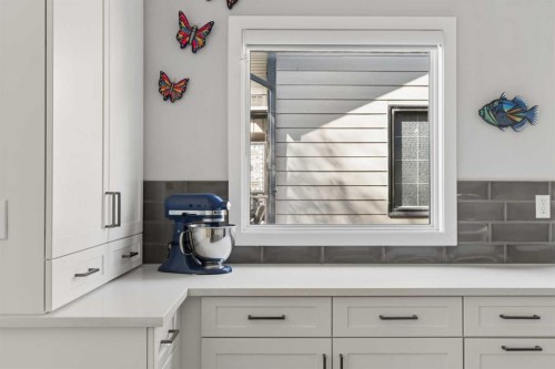 127 Parkglen Crescent Se, Calgary, AB - Indoor
