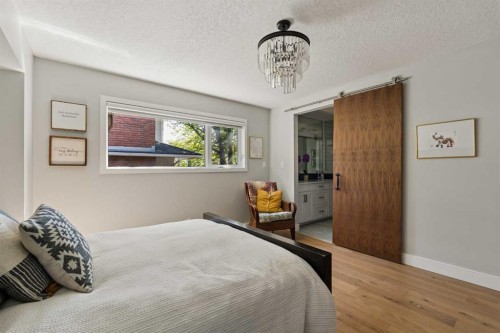 127 Parkglen Crescent Se, Calgary, AB - Indoor Photo Showing Bedroom