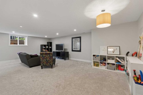 127 Parkglen Crescent Se, Calgary, AB - Indoor Photo Showing Basement