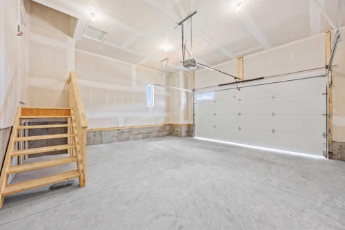 101 Creekstone Hill Sw, Calgary, AB - Indoor Photo Showing Garage