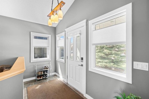 91 Evanspark Terrace Nw, Calgary, AB - Indoor Photo Showing Other Room