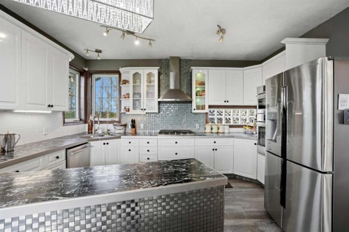 263089 Range Road 293, Rural Rocky View County, AB - Indoor Photo Showing Kitchen With Stainless Steel Kitchen