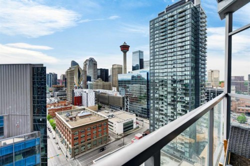 2010-225 11 Avenue Se, Calgary, AB - Outdoor