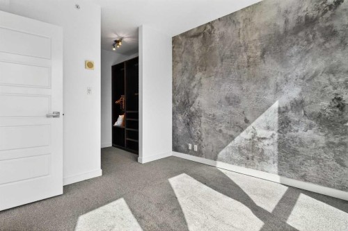 2010-225 11 Avenue Se, Calgary, AB - Indoor Photo Showing Other Room