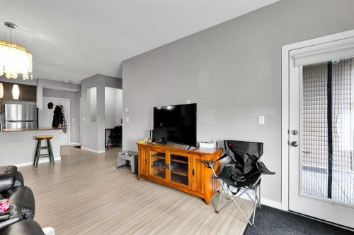 224-207 Sunset Drive, Cochrane, AB - Indoor