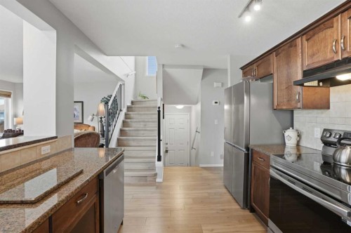 87 Bridlecrest Road Sw, Calgary, AB - Indoor Photo Showing Kitchen