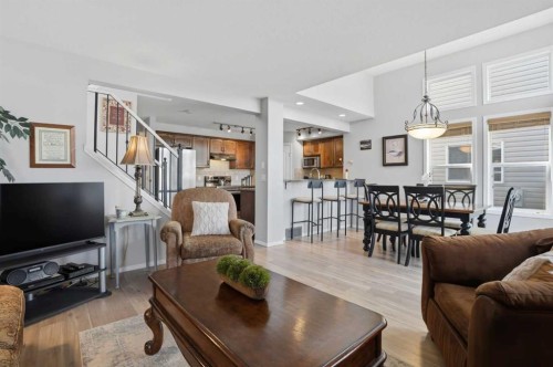 87 Bridlecrest Road Sw, Calgary, AB - Indoor Photo Showing Living Room
