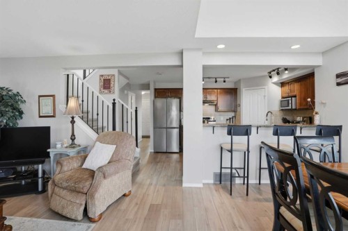 87 Bridlecrest Road Sw, Calgary, AB - Indoor
