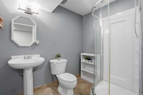 87 Bridlecrest Road Sw, Calgary, AB - Indoor Photo Showing Bathroom