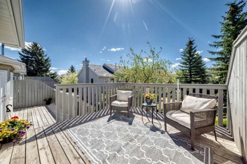 19 Sunlake Gardens Se, Calgary, AB - Outdoor With Deck Patio Veranda With Exterior