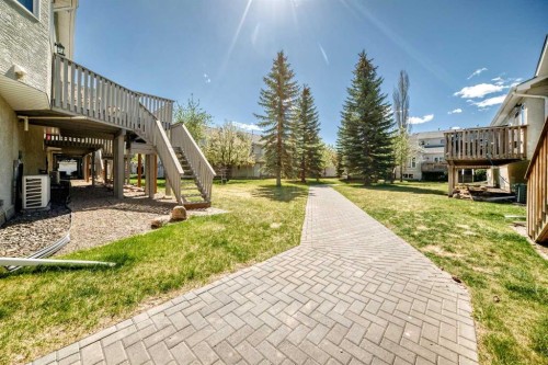 19 Sunlake Gardens Se, Calgary, AB - Outdoor