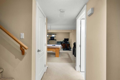 117 Westmount Road, Okotoks, AB - Indoor Photo Showing Other Room