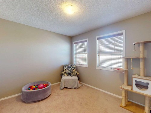 113 Evansford Circle Nw, Calgary, AB - Indoor