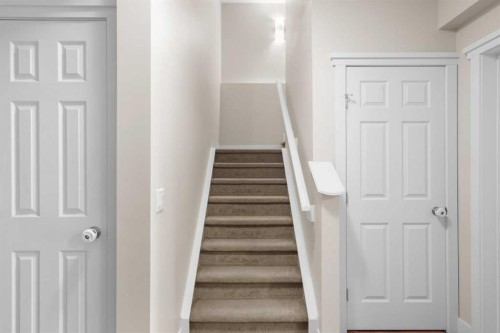 134 Masters Point Se, Calgary, AB - Indoor Photo Showing Other Room