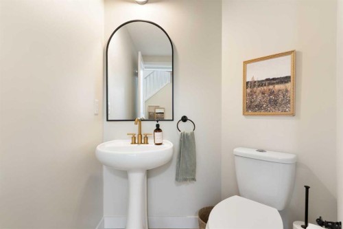 89 Tuscany Springs Heights Nw, Calgary, AB - Indoor Photo Showing Bathroom