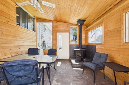 7411 21 Se, Calgary, AB -  With Deck Patio Veranda With Exterior