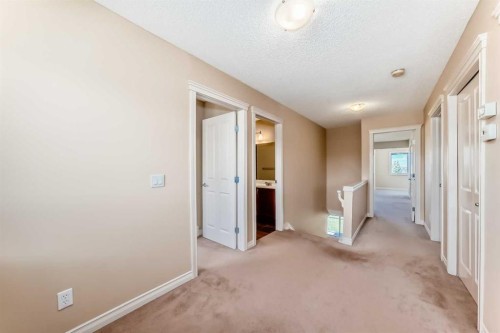 22 Everhollow Rise Sw, Calgary, AB - Indoor Photo Showing Other Room