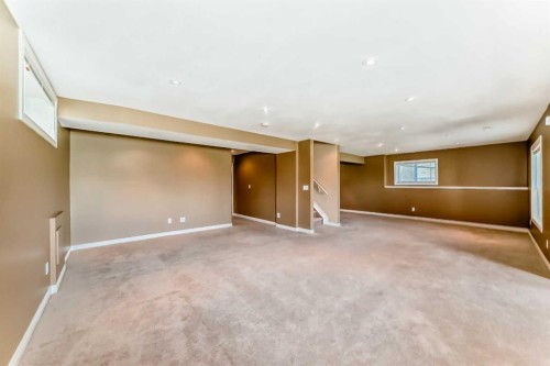 22 Everhollow Rise Sw, Calgary, AB - Indoor