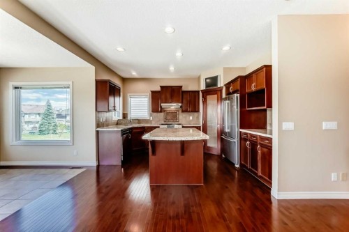 22 Everhollow Rise Sw, Calgary, AB - Indoor Photo Showing Kitchen With Stainless Steel Kitchen