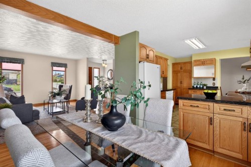 59 Fairview Drive Se, Calgary, AB - Indoor Photo Showing Other Room