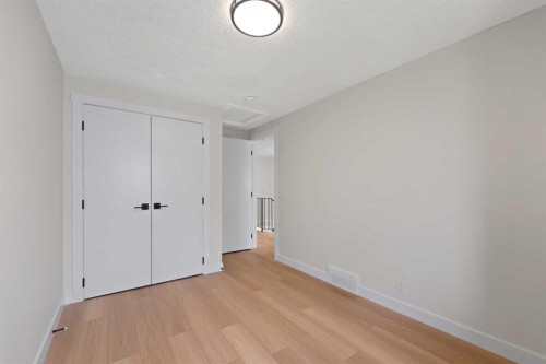 32-99 Midpark Gardens Se, Calgary, AB - Indoor Photo Showing Other Room