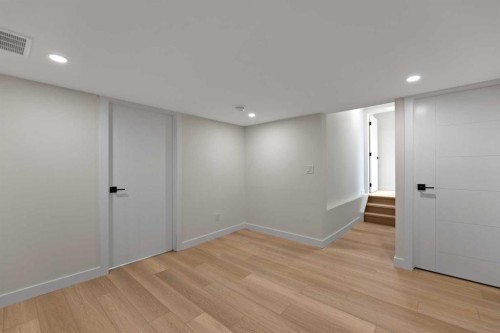 32-99 Midpark Gardens Se, Calgary, AB - Indoor Photo Showing Other Room