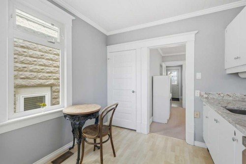 816 3 Avenue Nw, Calgary, AB - Indoor