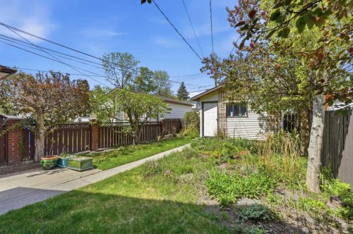 816 3 Avenue Nw, Calgary, AB - Outdoor