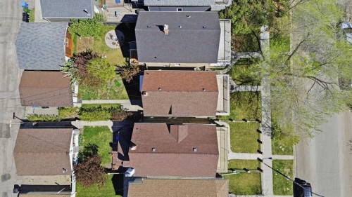 816 3 Avenue Nw, Calgary, AB - Outdoor