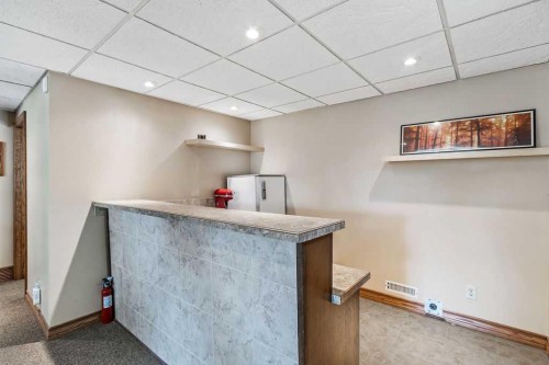 652 Dalmeny Hill Nw, Calgary, AB - Indoor Photo Showing Other Room