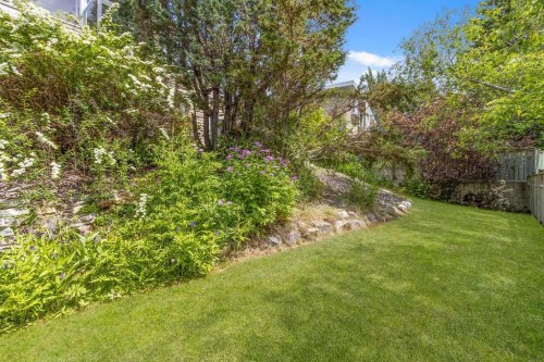 652 Dalmeny Hill Nw, Calgary, AB - Outdoor