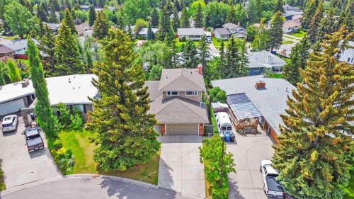 652 Dalmeny Hill Nw, Calgary, AB - Outdoor