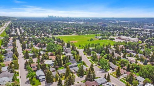652 Dalmeny Hill Nw, Calgary, AB - Outdoor With View