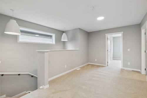 75 Hotchkiss Way Se, Calgary, AB - Indoor Photo Showing Other Room