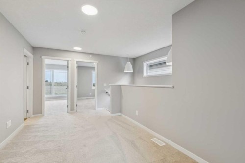 75 Hotchkiss Way Se, Calgary, AB - Indoor Photo Showing Other Room