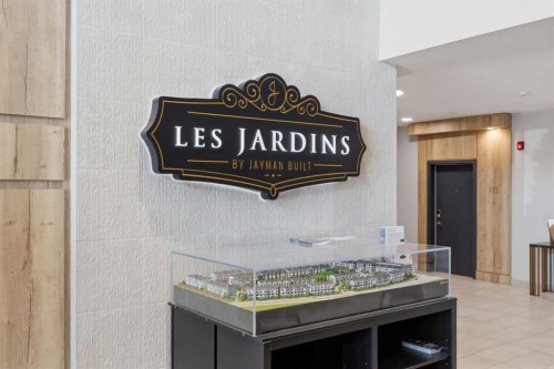 11 Les Jardins Park Se, Calgary, AB - Indoor