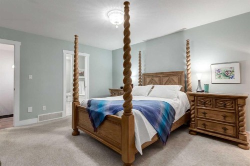 17 Westlynn Drive, Claresholm, AB - Indoor Photo Showing Bedroom