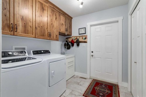 17 Westlynn Drive, Claresholm, AB - Indoor Photo Showing Laundry Room