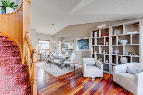 210 Hawkville Close Nw, Calgary, AB - Indoor