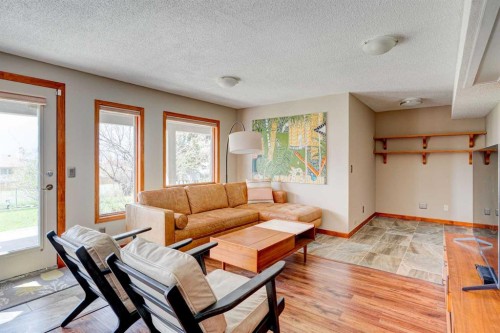 210 Hawkville Close Nw, Calgary, AB - Indoor Photo Showing Living Room