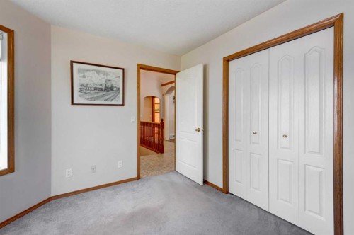 104 Whispering Way, Vulcan, AB - Indoor Photo Showing Other Room