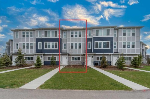 203-33 Merganser Drive, Chestermere, AB - Indoor Photo Showing Other Room