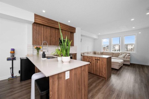 203-33 Merganser Drive, Chestermere, AB - Indoor Photo Showing Kitchen
