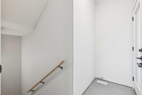 30 Bartlett Row Se, Calgary, AB - Indoor Photo Showing Other Room