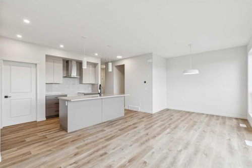 30 Bartlett Row Se, Calgary, AB - Indoor Photo Showing Kitchen