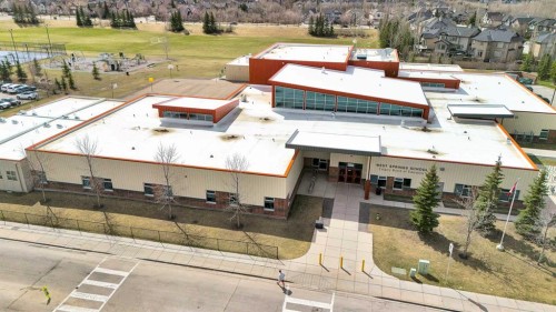 8223 9 Avenue Sw, Calgary, AB - Outdoor