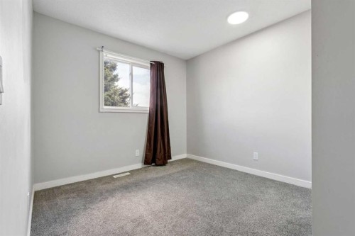 367 Martinbrook Place Ne, Calgary, AB - Indoor Photo Showing Other Room