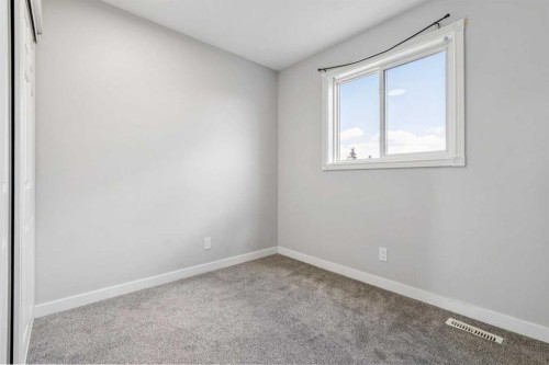 367 Martinbrook Place Ne, Calgary, AB - Indoor Photo Showing Other Room